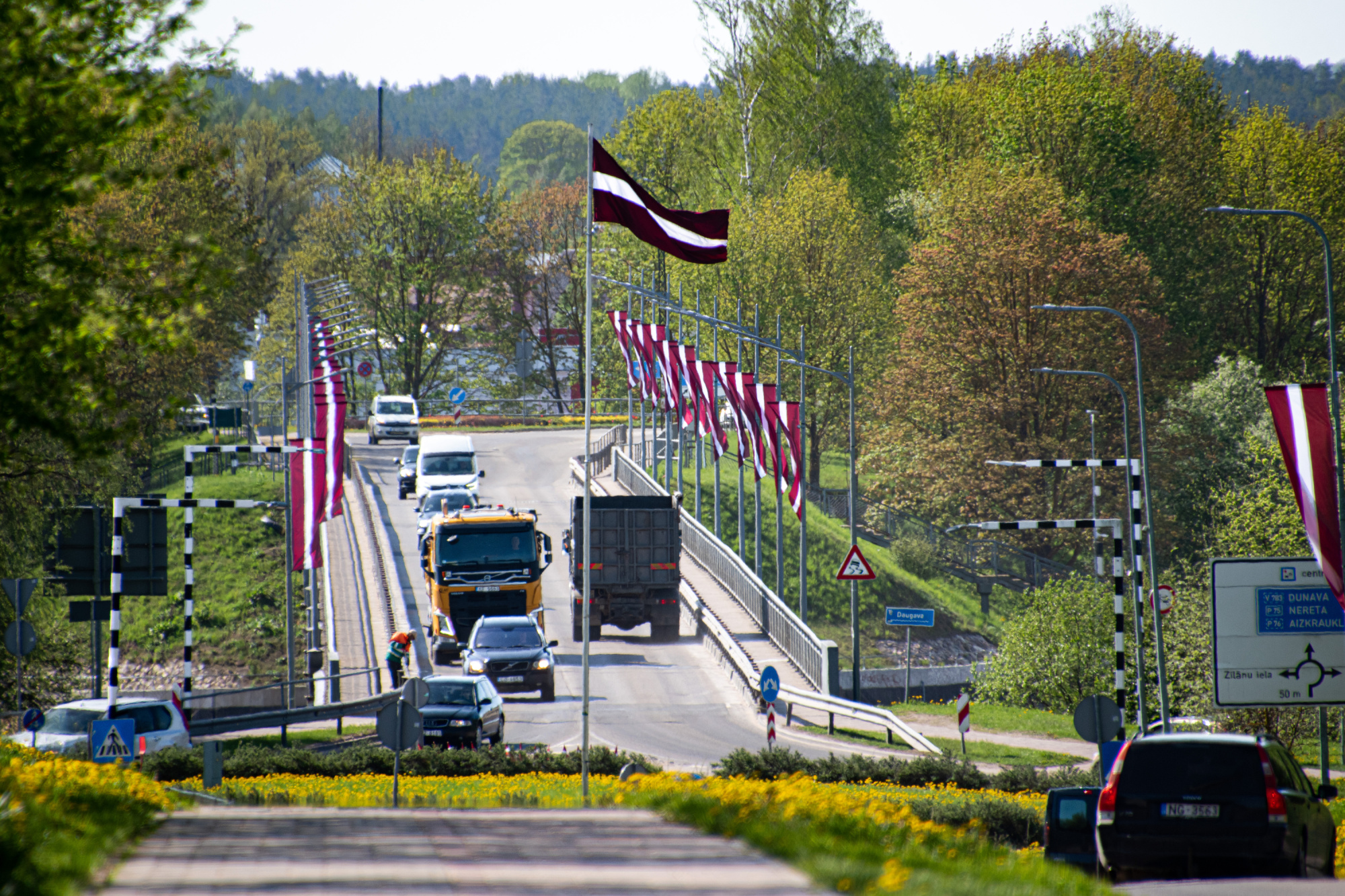 Sveiciens Latvijas Republikas Neatkarības atjaunošanas gadadienā!