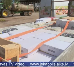 Biedrība “Izaicini sevi” nogādās Ukrainā pašvaldības ziedotos auto