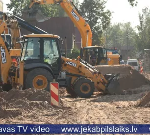 Lielākos sarežģījumus Jaunās ielas pārbūvē rada inženierkomunikācijas