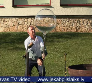 Aleksandrs Logvins – stikla pūtējs uz visiem 100