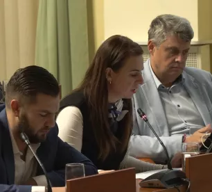 Kāpēc atbrīvo tikko apstiprināto Aknīstes vidusskolas direktori?