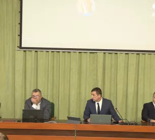 Alfons Žuks atsakās komentēt