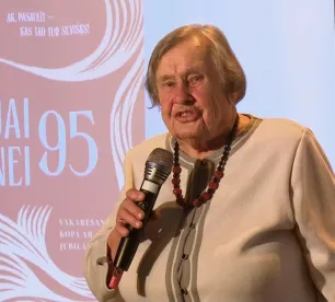 Ar atmiņu vakaru atzīmē Lūcijas Ķuzānes 95 gadu jubileju