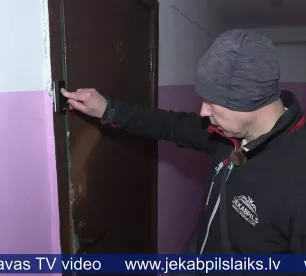 Iedzīvotāji neļauj piekļūt inženiertīkliem dzīvokļos