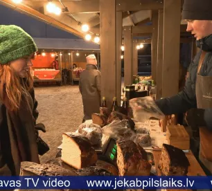 Līvānos norit Vakara tirgus Valentīndienas noskaņās