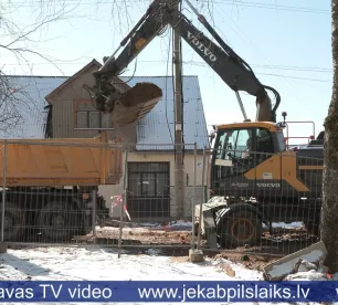 Būvdarbi Jaunajā ielā varētu noslēgties ātrāk nekā plānots