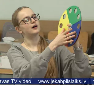 Jēkabpilī jaunieši veido spēli savam novadam