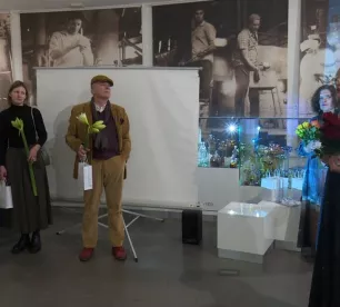 Līvānos atklāj izstādi “Stikla sajūta”