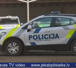 Aizstāvot jēkabpiliešu intereses, deputāts attopas policijas iecirknī