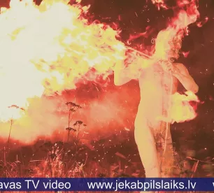 Kailums, uguns un zeme – cilvēka ķermenis un daba iedvesmo māksliniekus