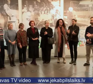 Kas veido Līvānu mugurkaulu? Mākslinieki rod atbildes karstā stiklā