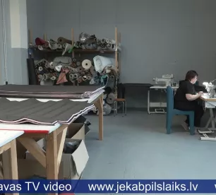 Ar inkubācijas programmas atbalstu Jēkabpilī veiksmīgi attīstās mēbeļu ražošana