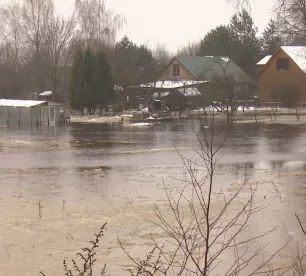 Sāk applūst Sakas sala