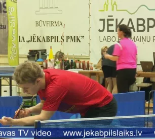 Jēkabpilī norisinās 50.jubilejas čempionāts galda tenisā