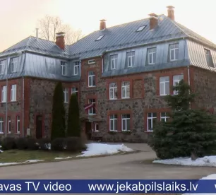 Izglītības un zinātnes ministre uzsver, ka skolu reforma ir neizbēgama