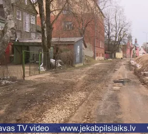 Satiksmei atvērta Pļaviņu iela Jēkabpilī