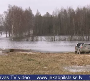 Applūdušas piecas saimniecības Dunavas pagastā