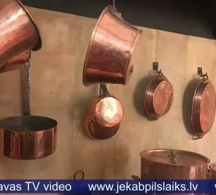 Krustpils pilī iekārtota jauna ekspozīcija “Muižas virtuve”