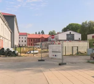 Jēkabpils Valsts ģimnāzijā nav atsākti būvdarbi