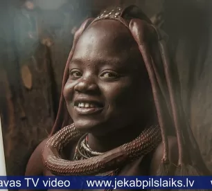 Līvānos atklāj Jāņa Stara foto izstādi “Klimats, Namībija un laime”