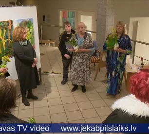 Līvānos atklāj Maijas un Zanes Bērziņu gleznu izstādi “Saulainā”