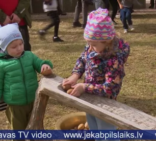 Jēkabpilī Lieldienas svin ar koncertu, tradīcijām un raibo pavasara tirgu