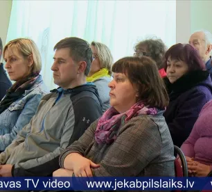 Vīpē aizvadīta iedzīvotāju tikšanās ar Jēkabpils novada domes pārstāvjiem