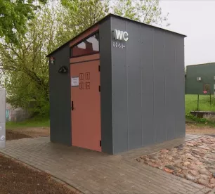 Jēkabpilī durvis ver jauna tualete, kura izmaksājusi 70 tūkstošus eiro