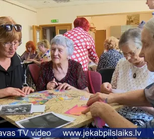 Līvānu iedzīvotāji izzina Latgales tēlotājmākslu