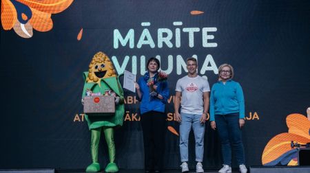 Jēkabpils 3. vidusskolas skolotāja atzīta par atsaucīgāko klases audzinātāju Latvijā