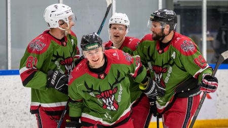 Jēkabpils novada hokeja čempionātā kronē jaunos čempionus