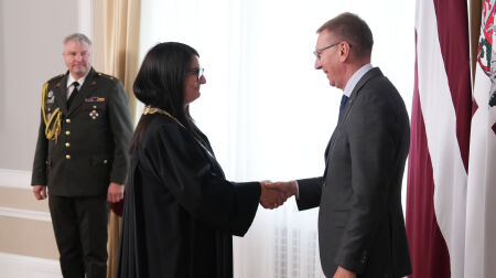 Jēkabpils tiesnese Andra Audze dod svinīgo zvērestu Valsts prezidentam 