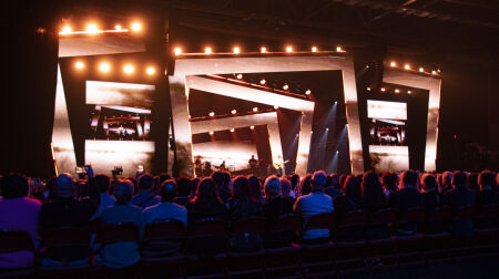 Dons ar dziesmu “Tuvums” uzvar “Muzikālajā bankā”