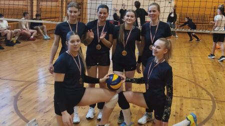 Zināmi tradicionālā 