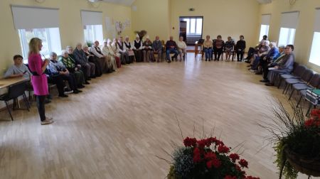 Aknīstes seniori svin svētkus