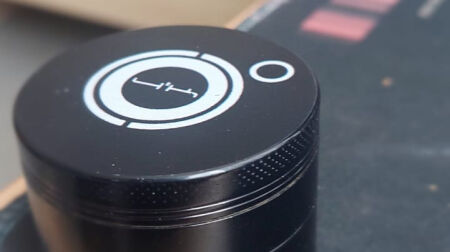 Pārbaudē izglītības iestādē Austrumzemgalē izņem cigaretes bez akcīzes un citas vielas