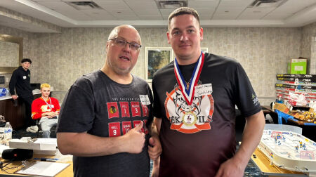 Jēkabpilietis Andrejs Kuzņecovs triumfē galda hokeja Pasaules tūres posmā ASV