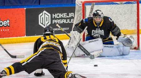 Jēkabpils novada hokeja čempionātā kronē jaunos čempionus