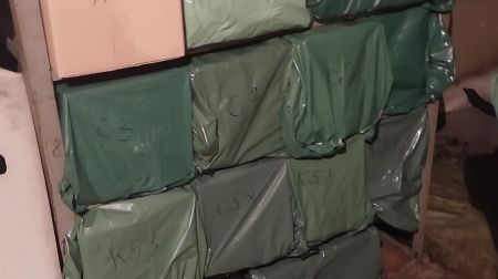 Aknīstes pagastā un Rīgā izņemti aptuveni divi miljoni nelegālo cigarešu