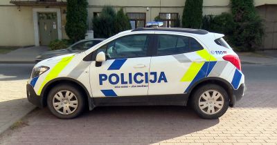Bebru pagastā jaunietis ar zagtu auto izraisa avāriju