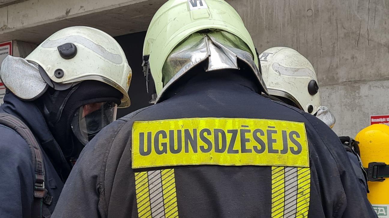 VUGD amatpersonas apbalvo par priekšzīmīgu dienesta pienākumu veikšanu