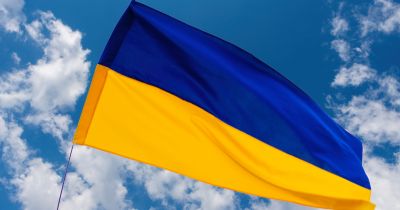 Soda vīrieti par Ukrainas karoga zaimošanu