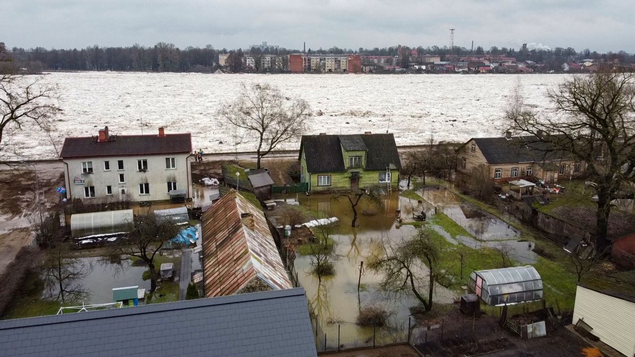 Plūdos cietušajiem Jēkabpils novada iedzīvotājiem piedāvā pabalstu līdz 1240 eiro