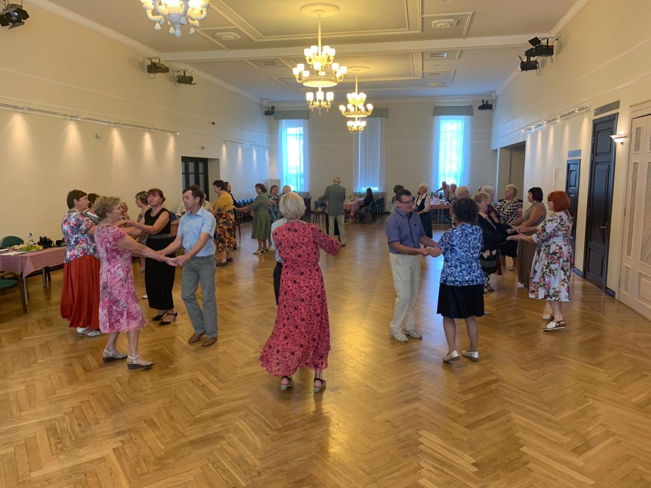Jēkabpilī notiks bezmaksas senioru deju nodarbības “Ar deju uz veselību”