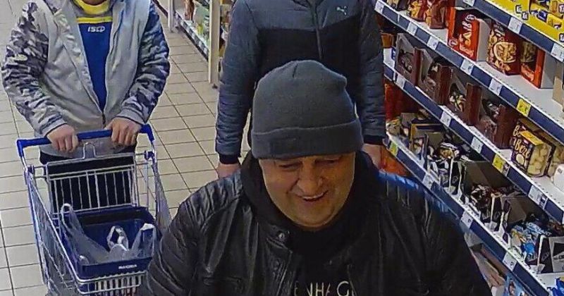 Policija lūdz palīdzību trīs personu identitātes noskaidrošanā