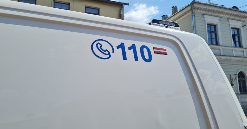 Kūku pagastā notikusi divu automašīnu sadursme