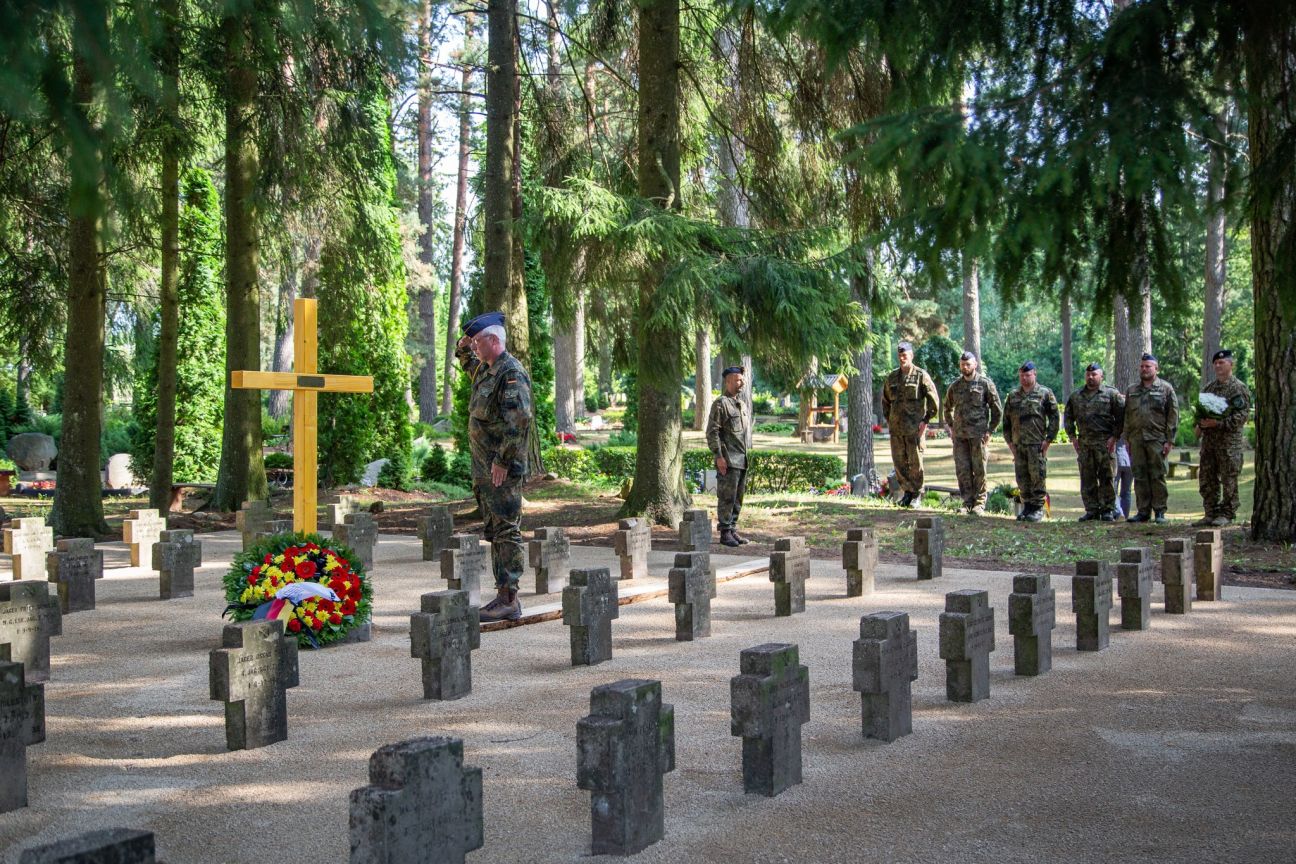 Sakopti kapi Aknīstē un Rubenes pagastā