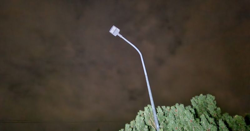 Jēkabpilī naktīs samazina ielu apgaismojumu, dažviet mazajās ieliņās to izslēdz pilnībā