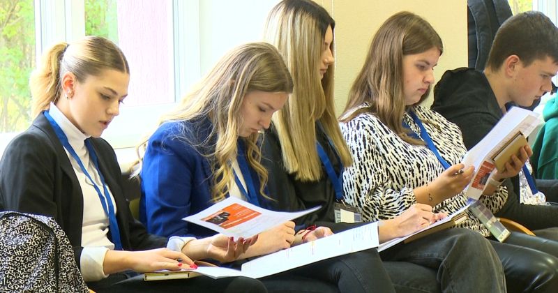Salā uz forumu pulcējas Jēkabpils novada jaunieši