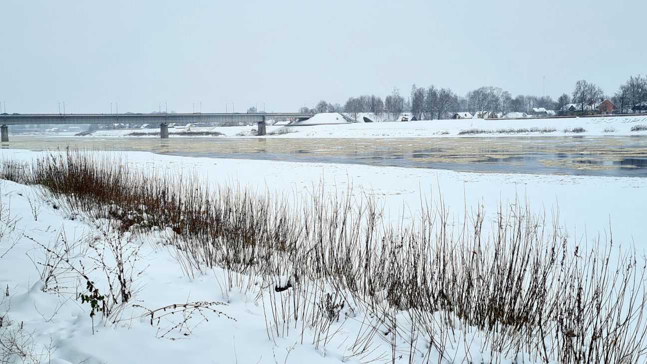 Ūdens līmenis Daugavā pie Jēkabpils diennakts laikā nedaudz krities
